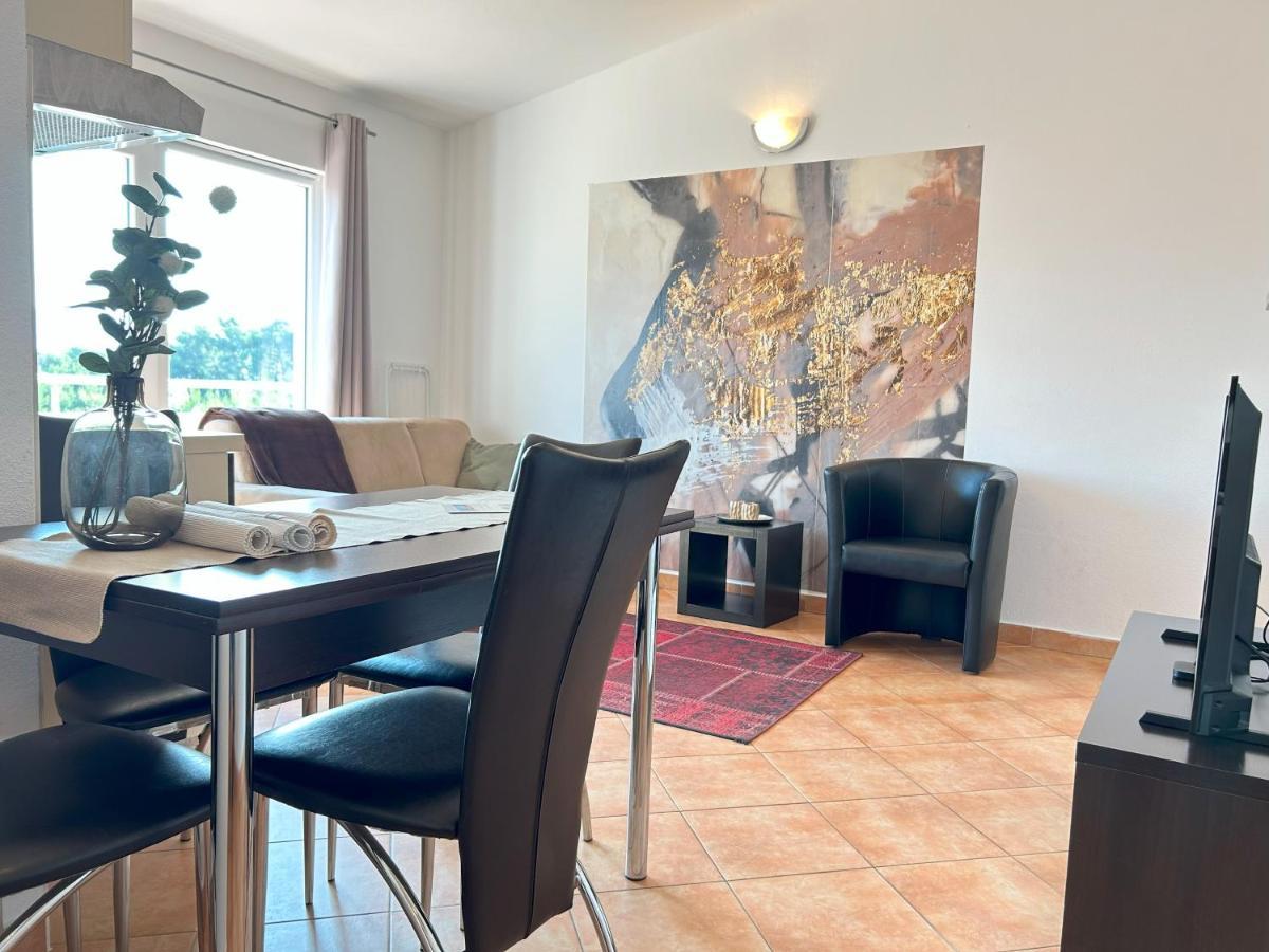 Apartments Antonella Трогир Екстериор снимка